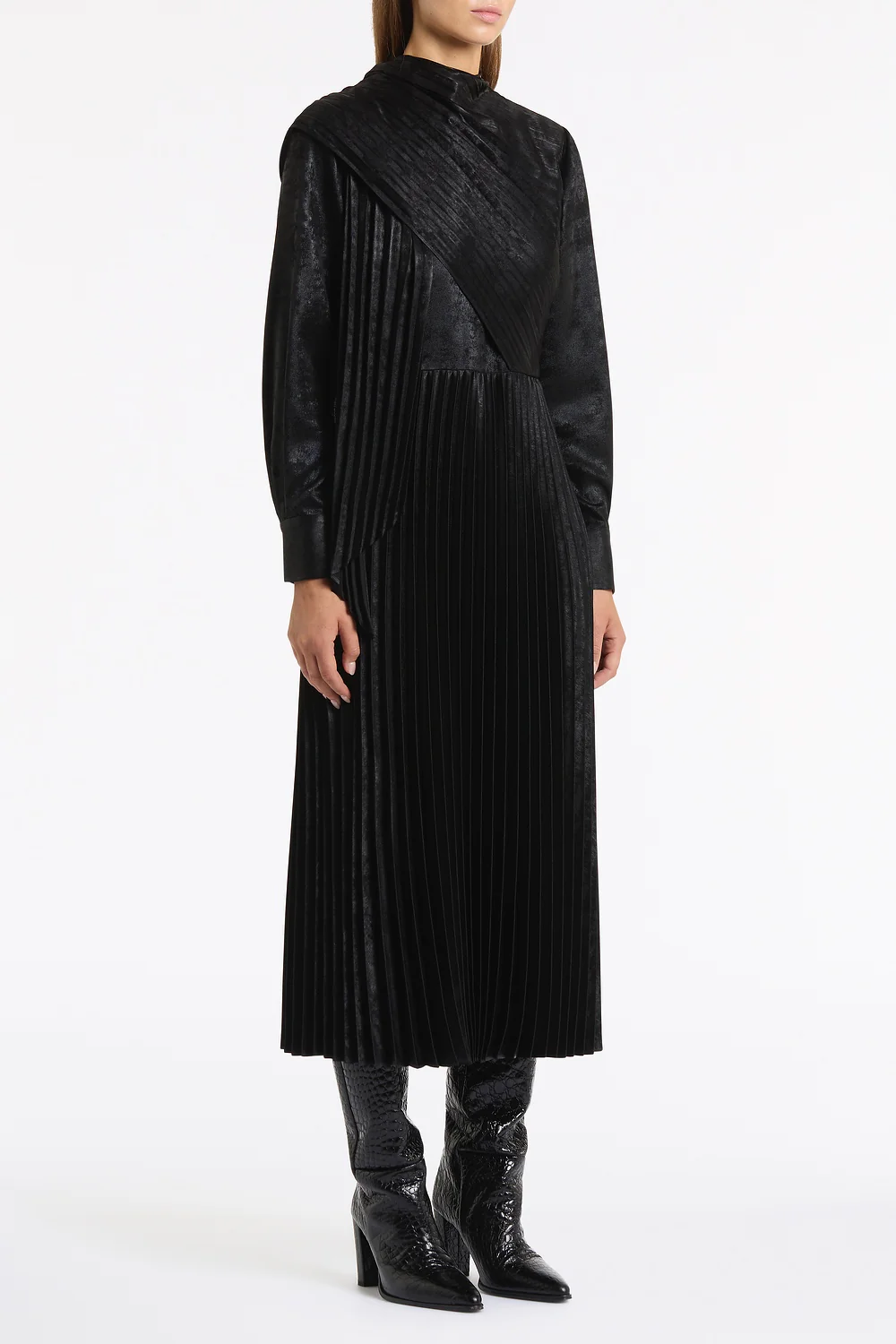 BLACK BURNISHED METALLIC PLISSE DRESS - Image 2