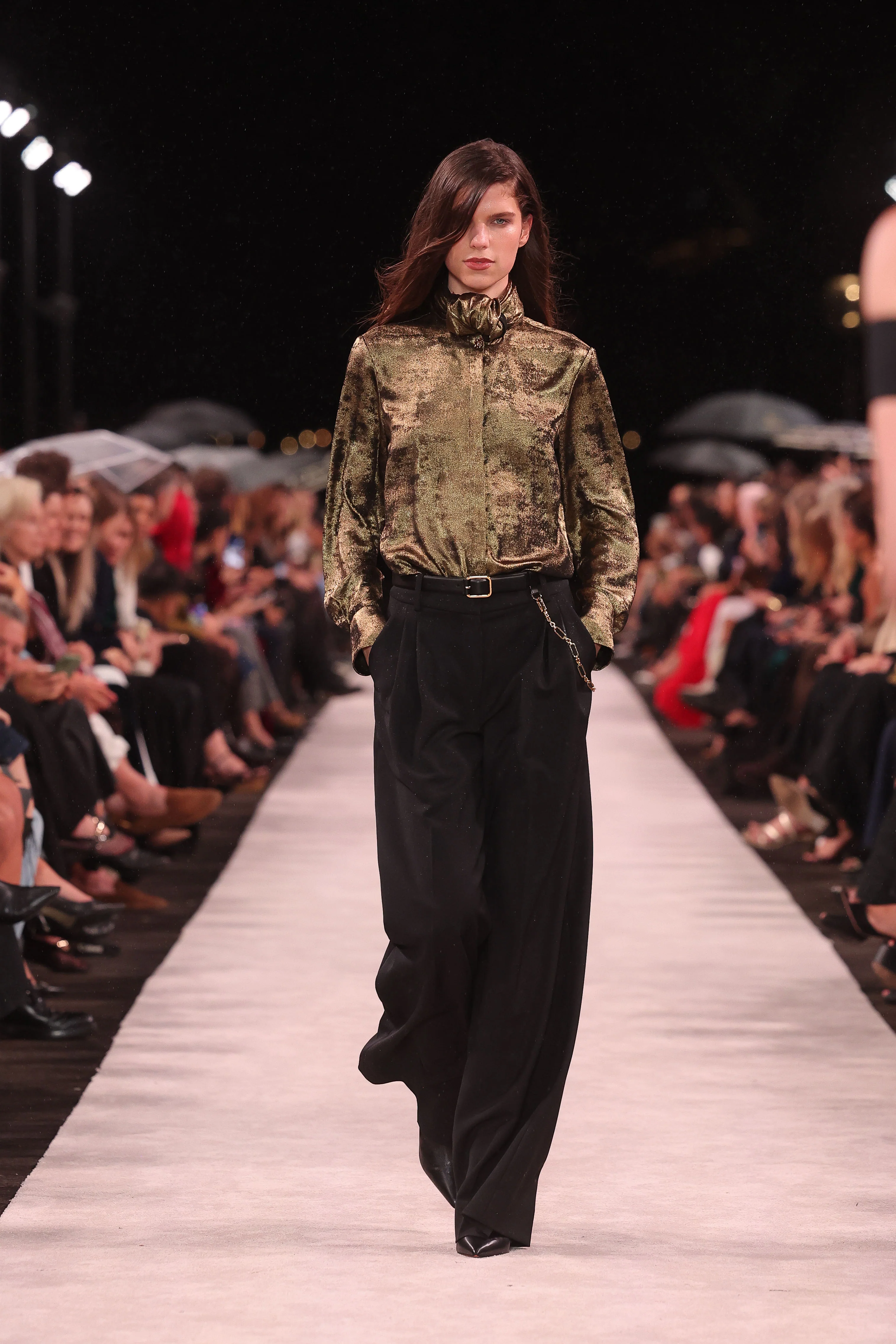 BLACK CREPE WIDE LEG PLEATED PANT - Image 3