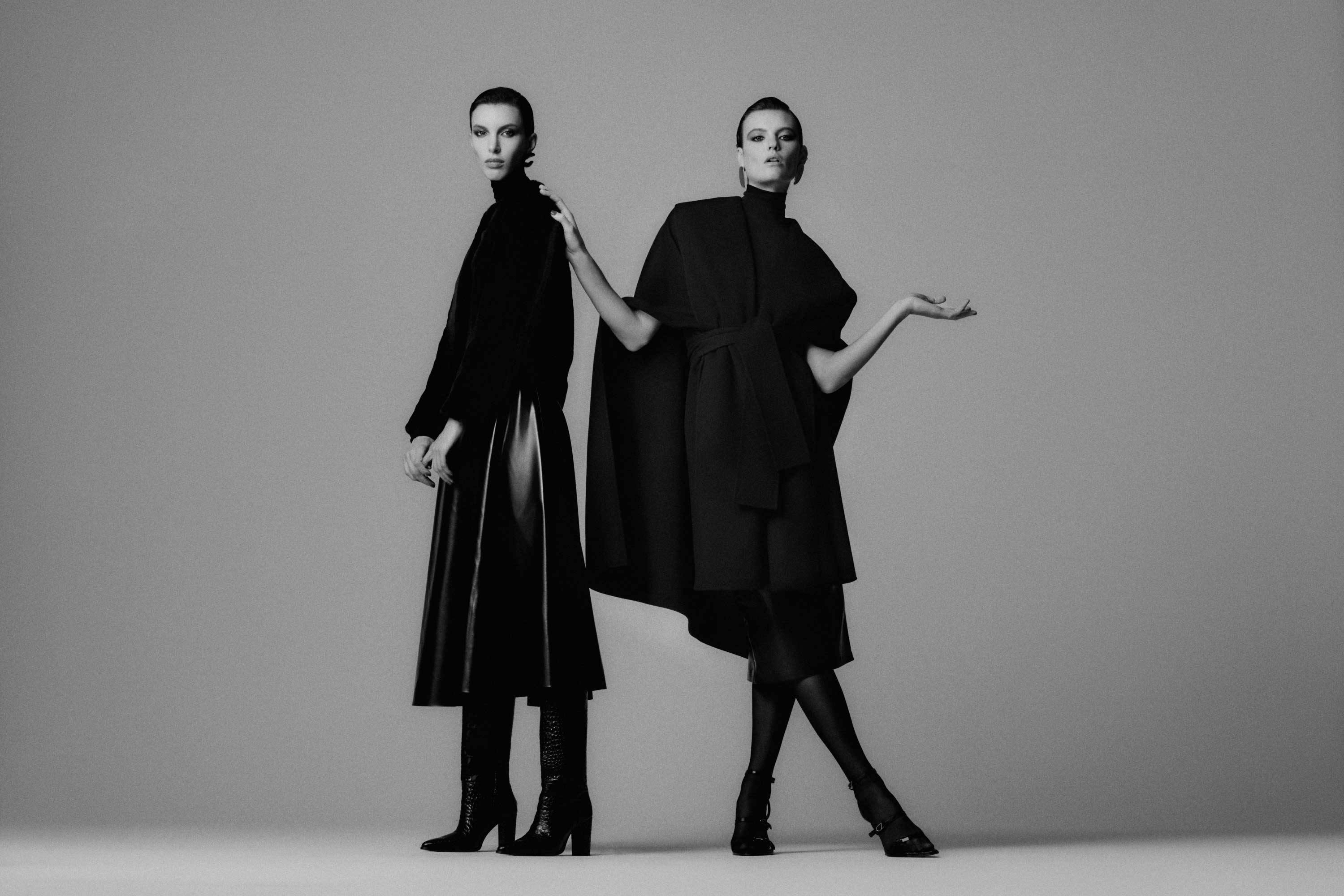 BLACK DOPPIA WOOL CAPE - Image 7
