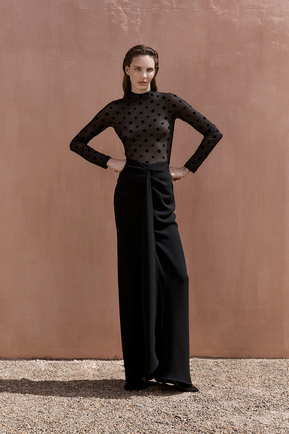 BLACK MESH SPOT CONTRAST GOWN - Image 5