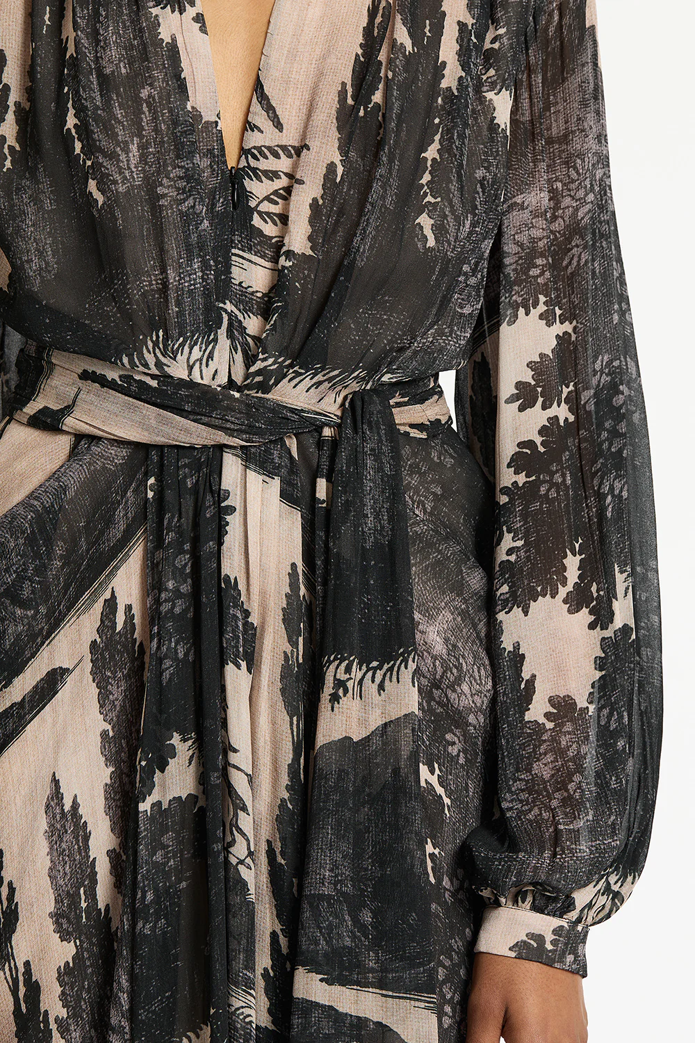 BLACK SCENICA GEORGETTE WATERFALL DRESS - Image 4