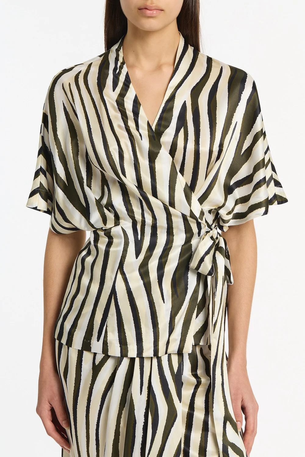 BOLD STRIPE PRINT GATHER TOP - Image 4