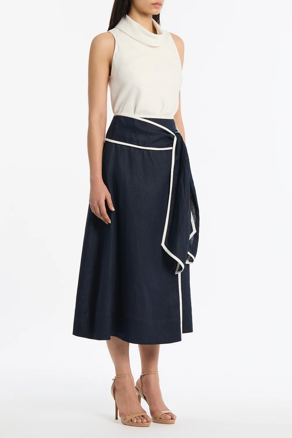 IVORY LINEN FOLDED COLLAR TOP - Image 2