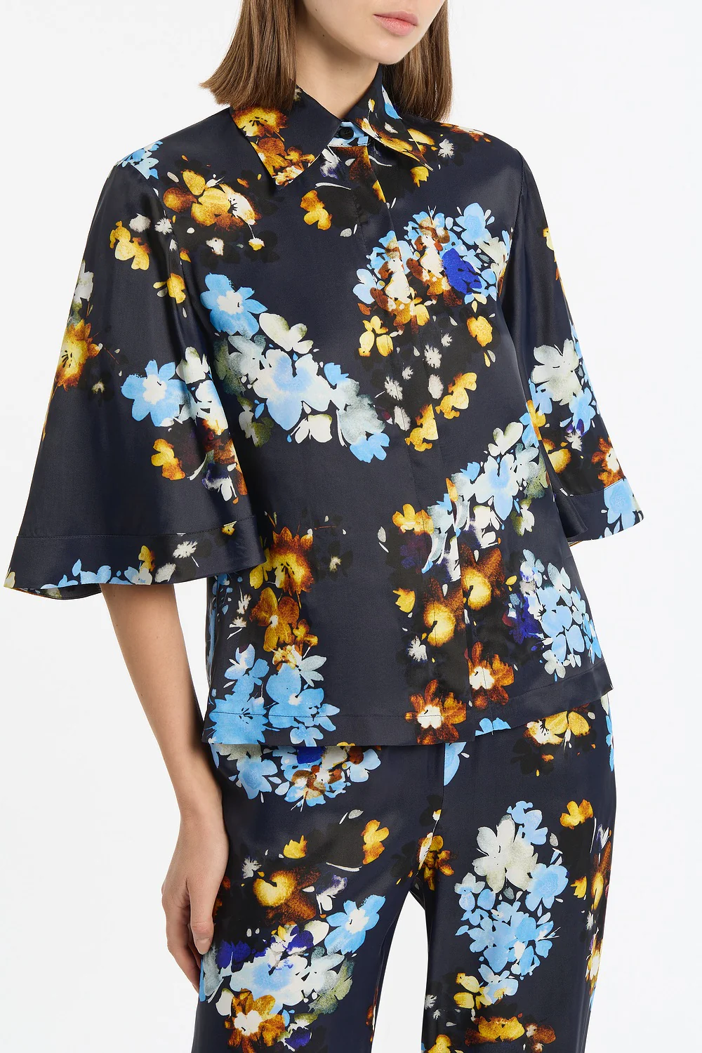 MIDNIGHT BOTANICA VISCOSE TWILL FLUTED SLEEVE SHIRT - Image 4