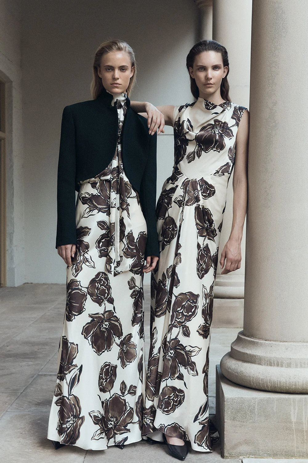 MOCHA BOUQUET SILK VISCOSE CINCHED MAXI DRESS - Image 5