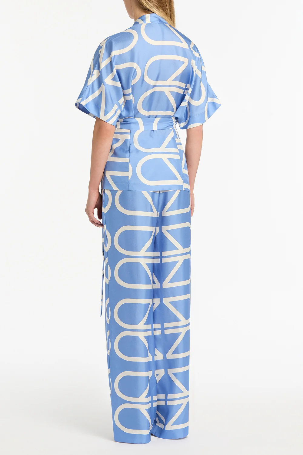 PACIFIC BLUE AND IVORY GRID SILK RELAXED WRAP TOP - Image 3