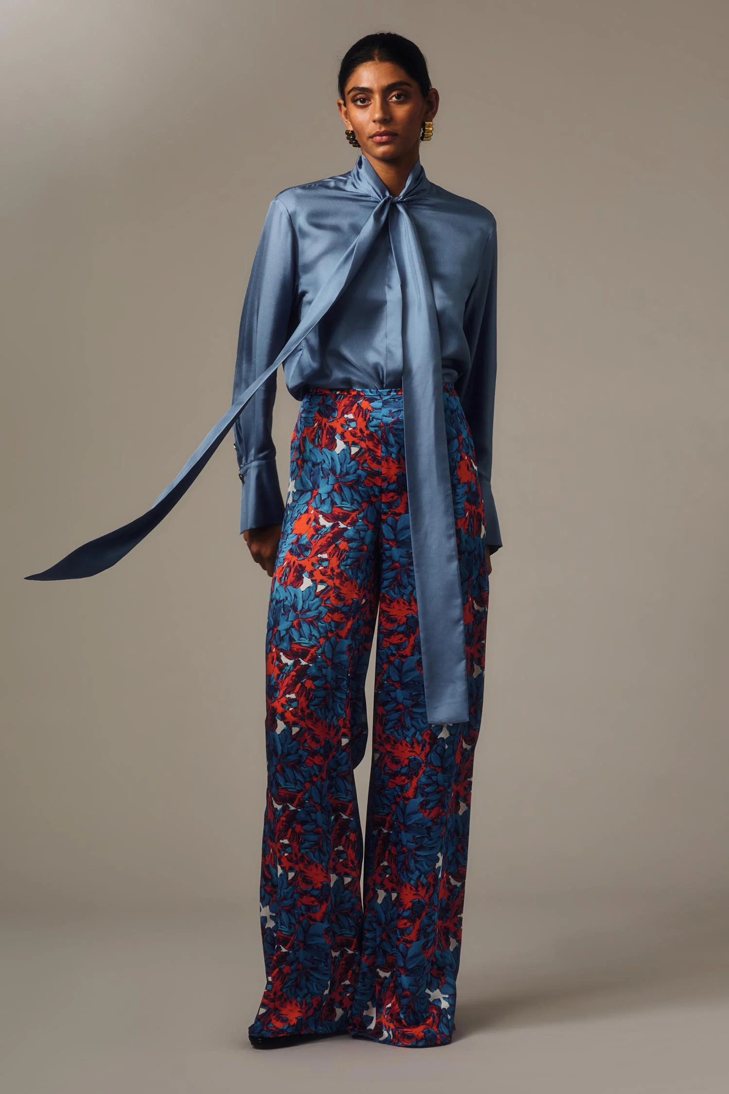 STEEL BLUE SILK RIBBON COLLAR SHIRT - Image 5